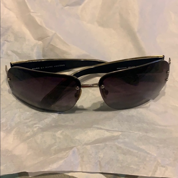 Marc by Marc Jacobs - Picture 1 of 9